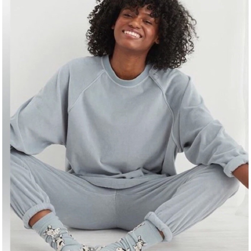 Aerie Small Real Obsessed Blue Gray Velour Crewneck Womens Sweatshirt Athleisure
